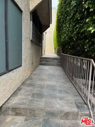 1041 2nd Street 5, Santa Monica, California 90403