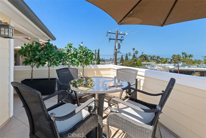 705 1/2 Goldenrod Avenue, Corona Del Mar, California 92625