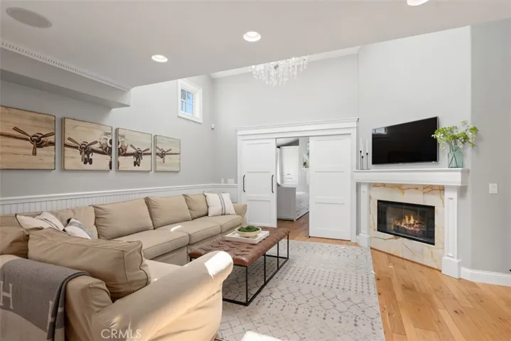 705 1/2 Goldenrod Avenue, Corona Del Mar, California 92625