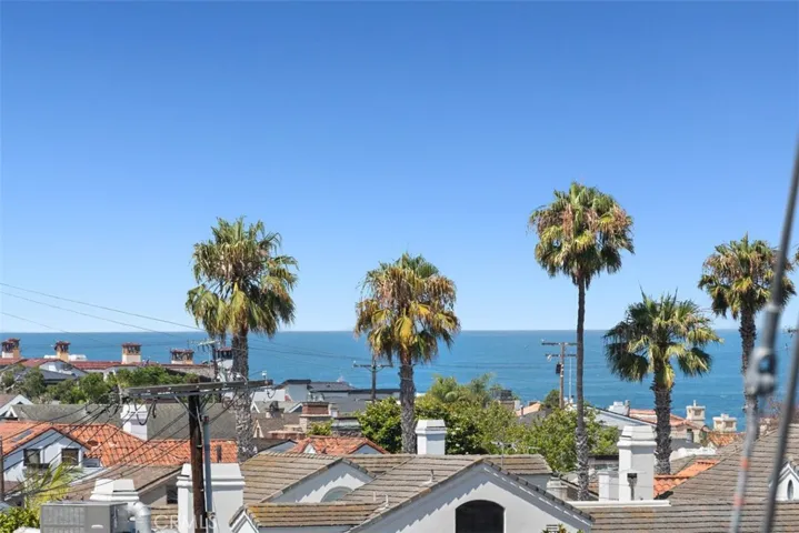 705 1/2 Goldenrod Avenue, Corona Del Mar, California 92625