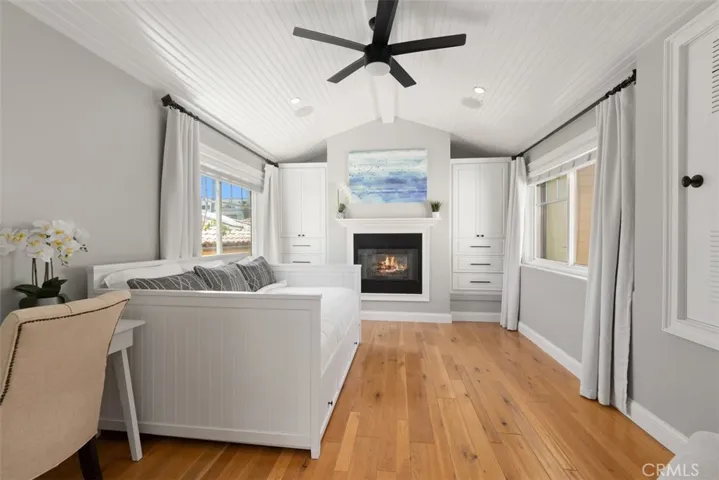 705 1/2 Goldenrod Avenue, Corona Del Mar, California 92625