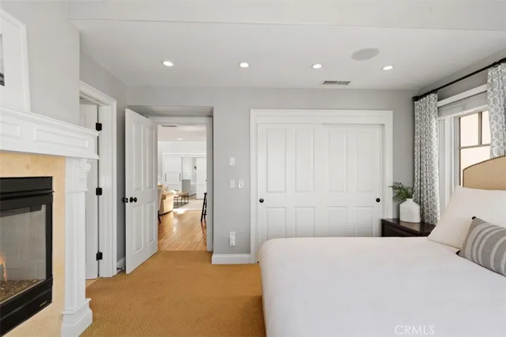 705 1/2 Goldenrod Avenue, Corona Del Mar, California 92625