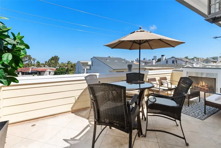 705 1/2 Goldenrod Avenue, Corona Del Mar, California 92625