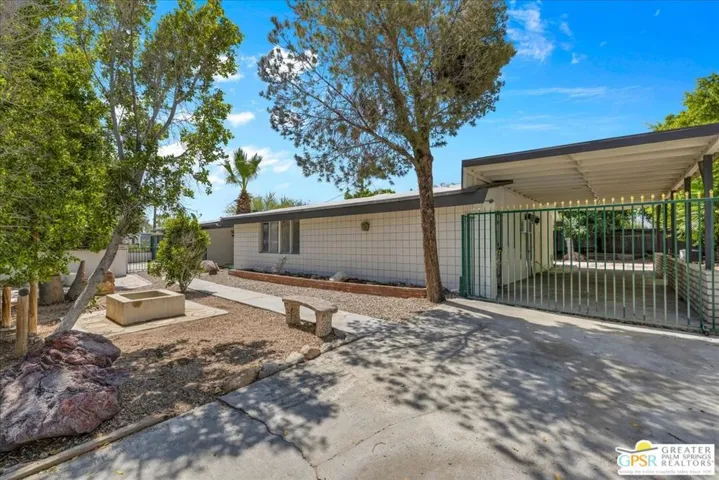 401 E Glen S Circle, Palm Springs, California 92262