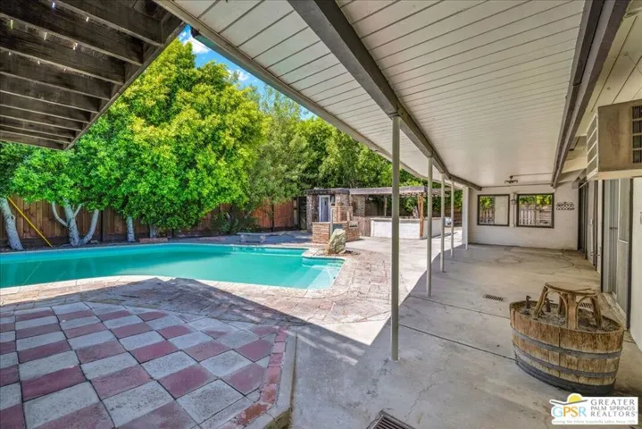 401 E Glen S Circle, Palm Springs, California 92262
