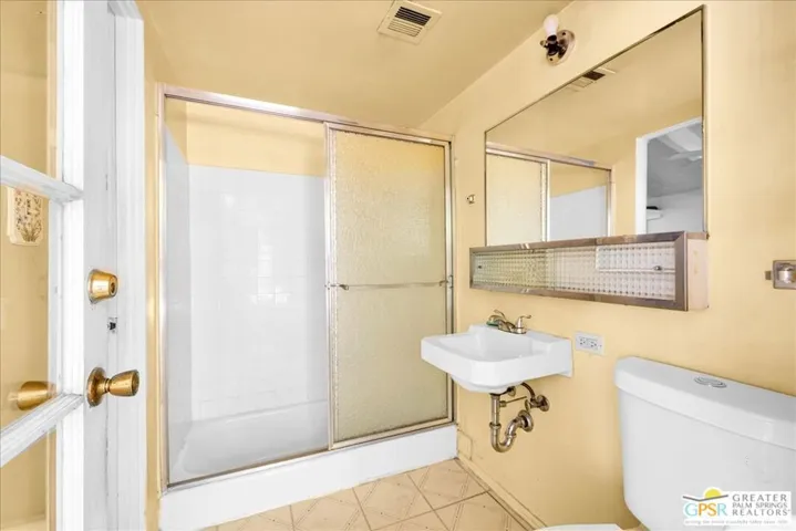 401 E Glen S Circle, Palm Springs, California 92262