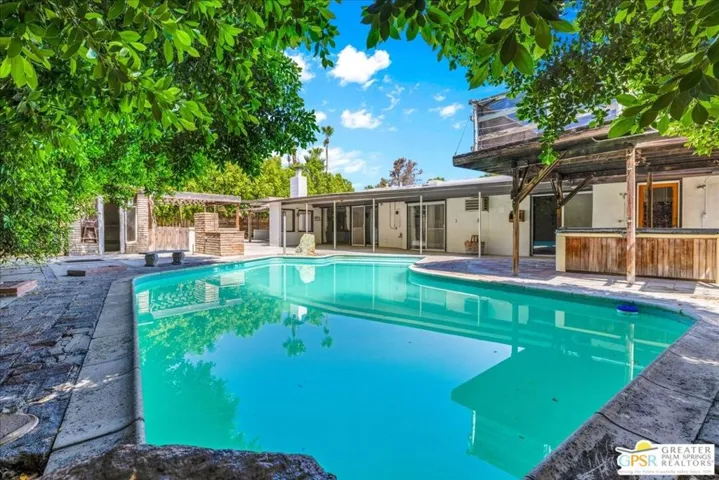 401 E Glen S Circle, Palm Springs, California 92262