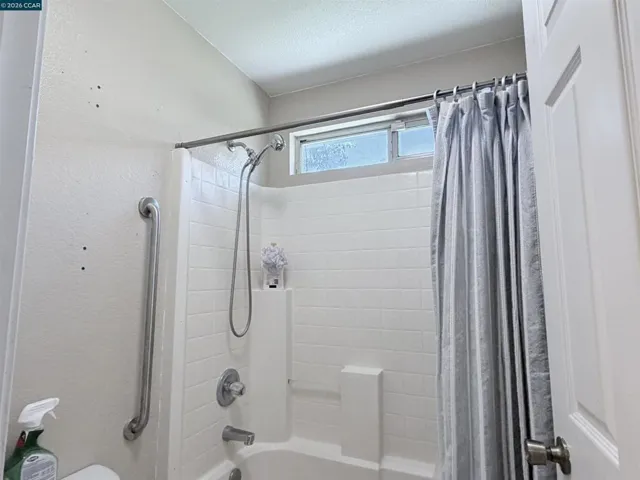 8551 Summer Knoll Way, Elk Grove, California 95624