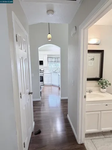 8551 Summer Knoll Way, Elk Grove, California 95624