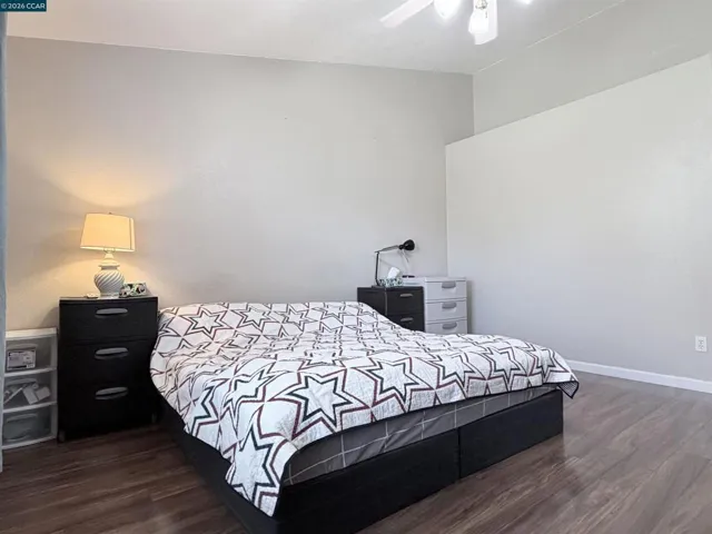8551 Summer Knoll Way, Elk Grove, California 95624