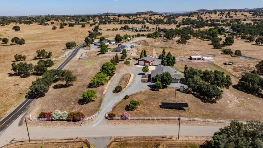 11 Duck Creek Court, Valley Springs, California 95252