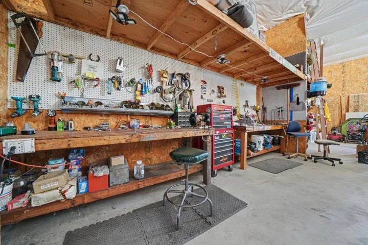 11 Duck Creek Court, Valley Springs, California 95252