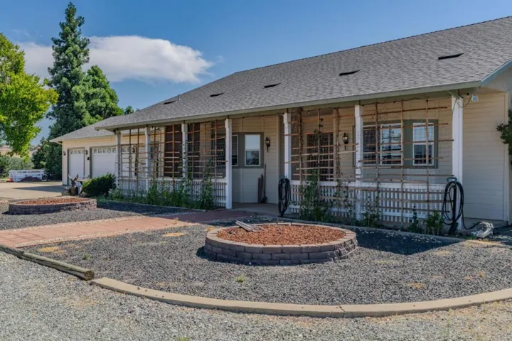 11 Duck Creek Court, Valley Springs, California 95252