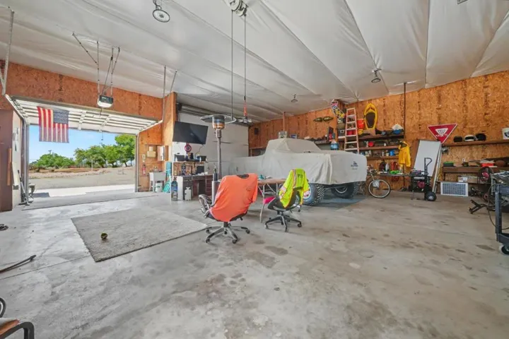 11 Duck Creek Court, Valley Springs, California 95252