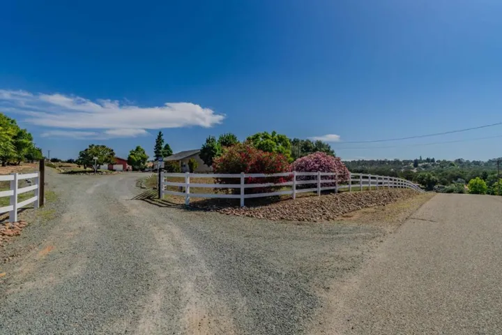 11 Duck Creek Court, Valley Springs, California 95252