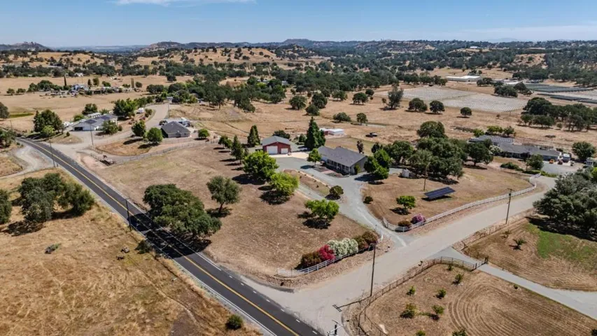 11 Duck Creek Court, Valley Springs, California 95252