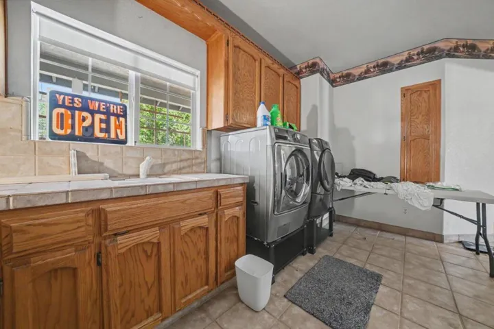 11 Duck Creek Court, Valley Springs, California 95252