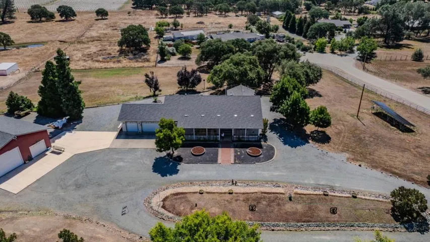 11 Duck Creek Court, Valley Springs, California 95252