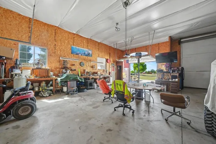 11 Duck Creek Court, Valley Springs, California 95252