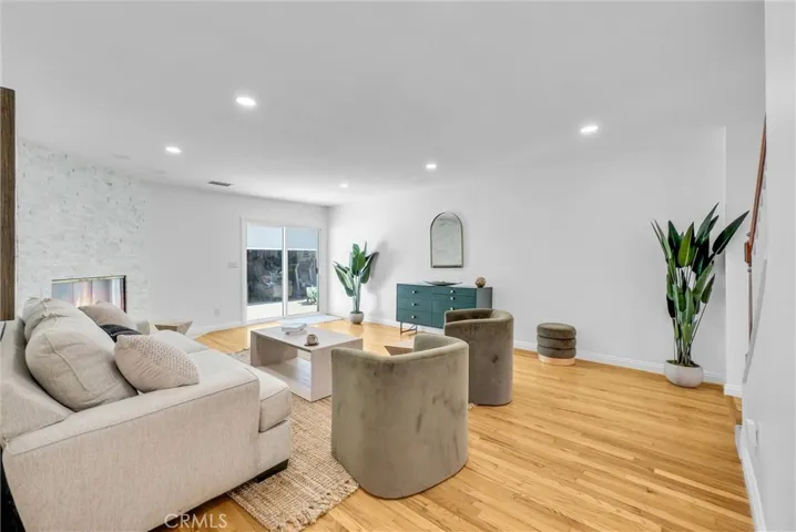 2628 Deerford, Lakewood, California 90712