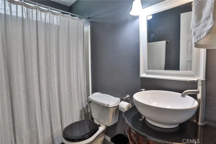 Upstairs hall bathroom