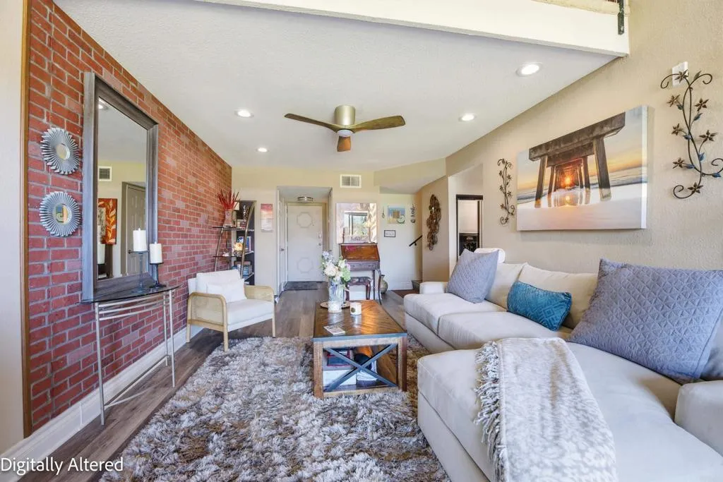 2564 Navarra Drive 213, Carlsbad, California 92009 — photo 5
