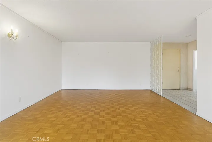 Virtually removed furniture