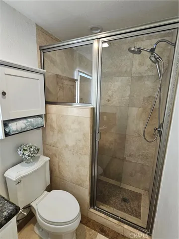 Upstairs Bathroom/Shower