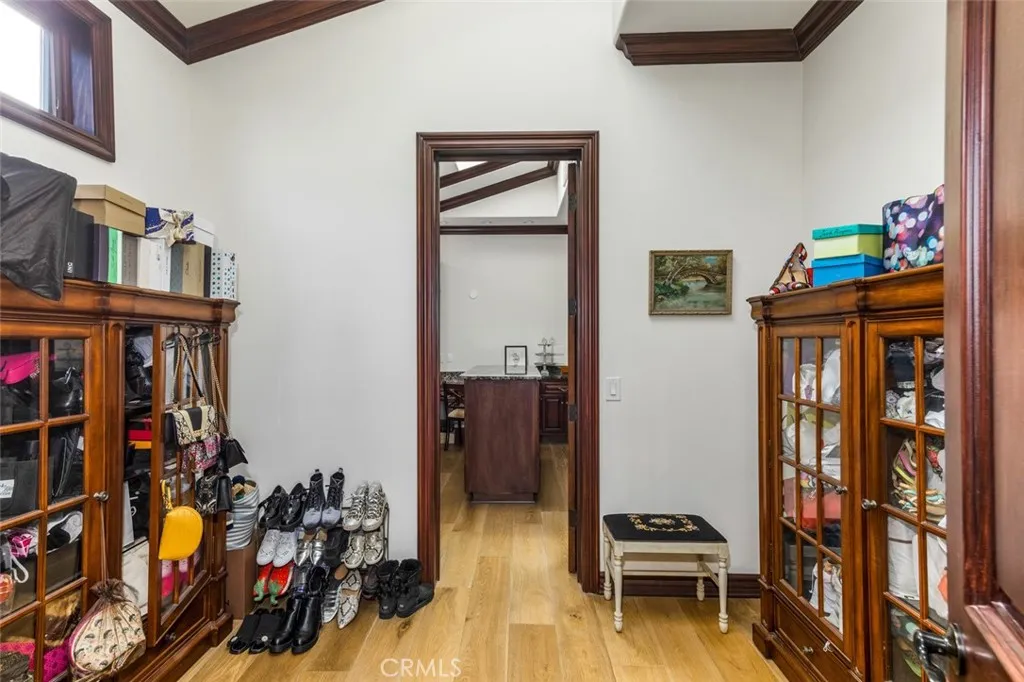 Extra Large Custom Walk in Closet