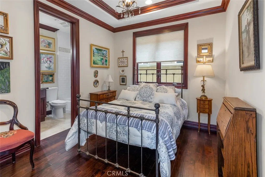 Downstairs bedroom with ensuite