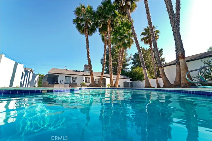 18635 Lanark, Reseda, California 91335