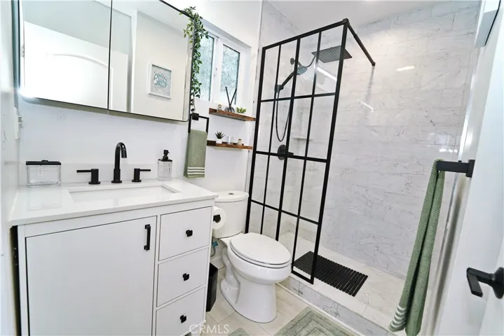18635 Lanark, Reseda, California 91335
