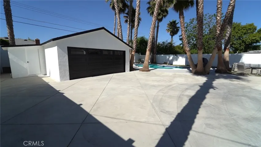 18635 Lanark, Reseda, California 91335