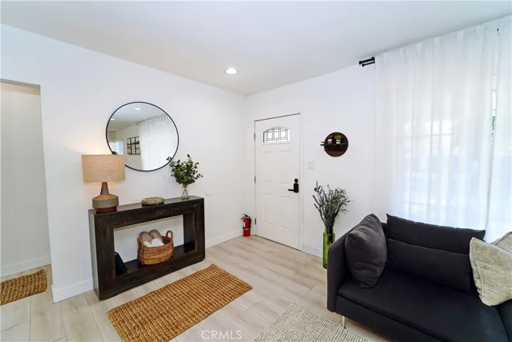 18635 Lanark, Reseda, California 91335