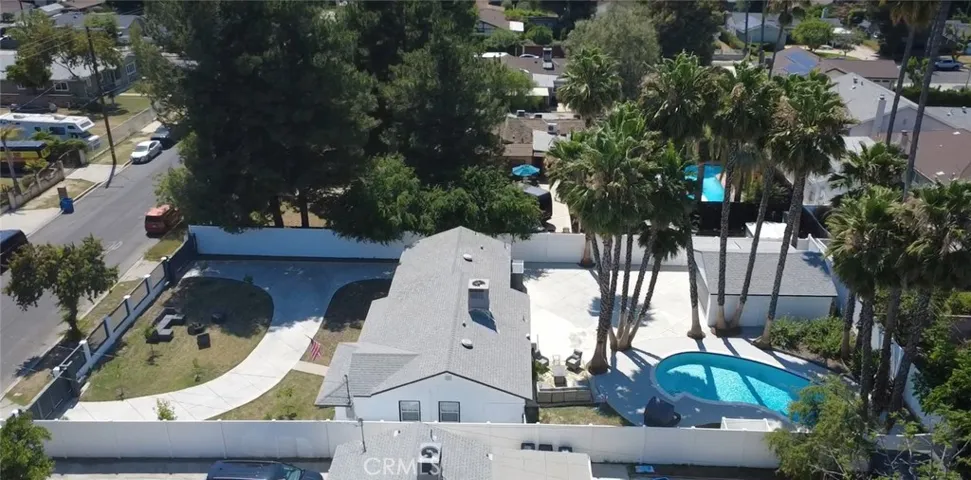 18635 Lanark, Reseda, California 91335
