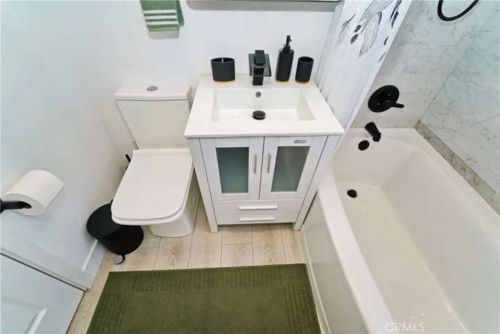 18635 Lanark, Reseda, California 91335