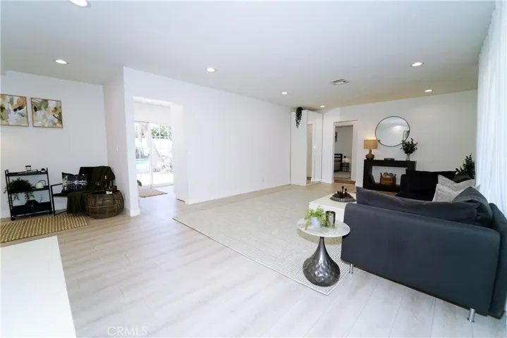 18635 Lanark, Reseda, California 91335