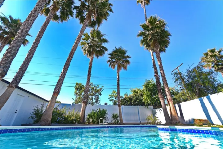 18635 Lanark, Reseda, California 91335