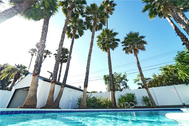 18635 Lanark, Reseda, California 91335