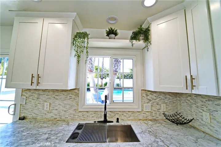 18635 Lanark, Reseda, California 91335