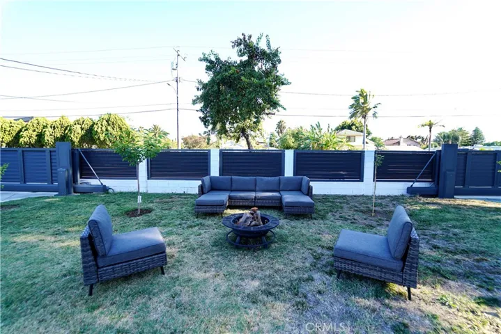 18635 Lanark, Reseda, California 91335