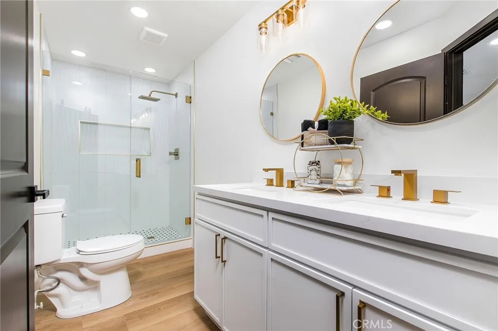casita bathroom