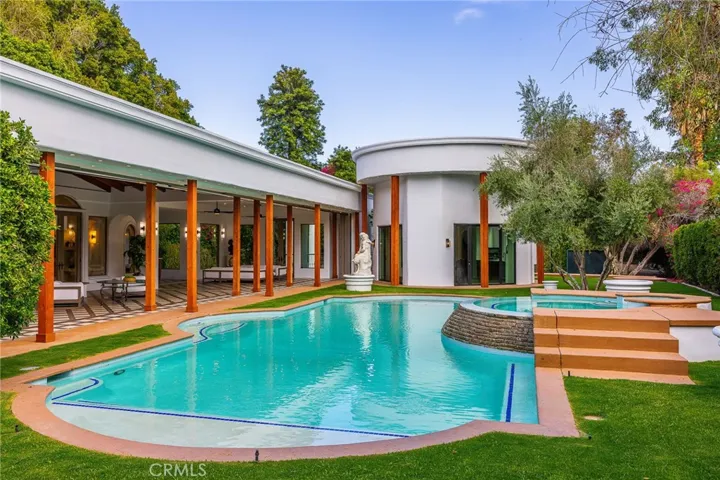 pool