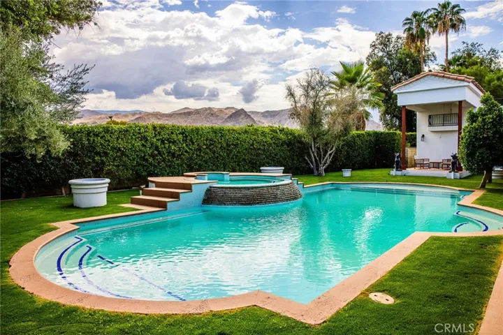 pool