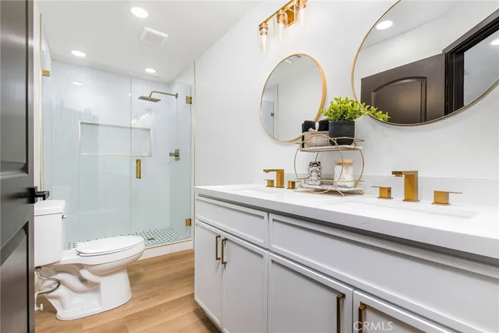 casita bathroom