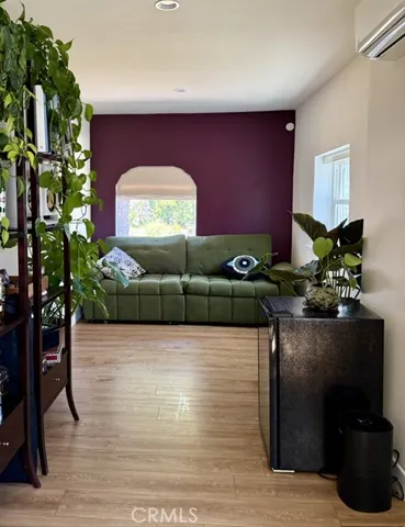7819 S Harvard, Los Angeles, California 90047