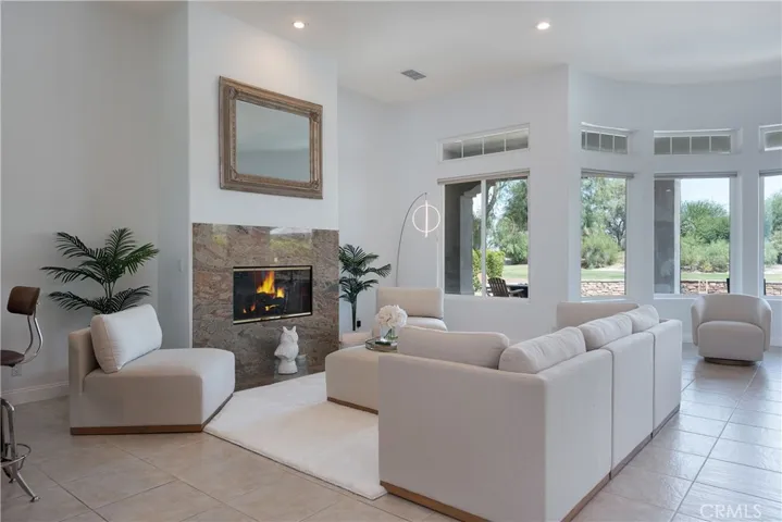 45 Vista Encantada, Rancho Mirage, California 92270