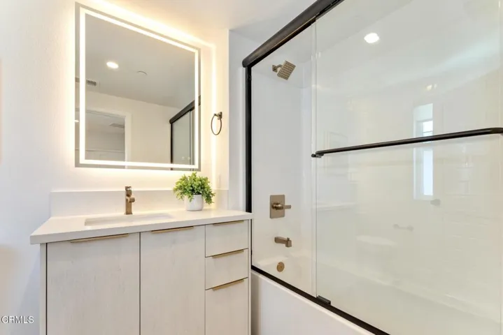 214 Broadway #3_ Low Res  030