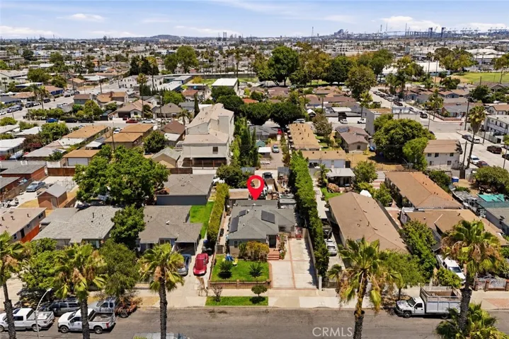 Bird's eye view highlighting the expansive lot and prime Wilmington location.