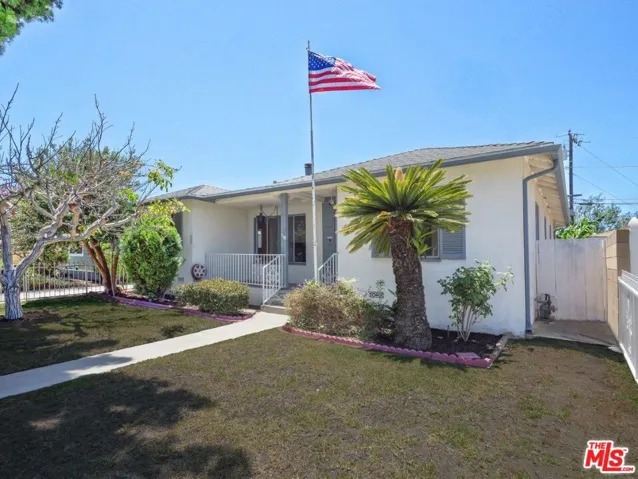3179 Marwick Avenue, Long Beach, California 90808